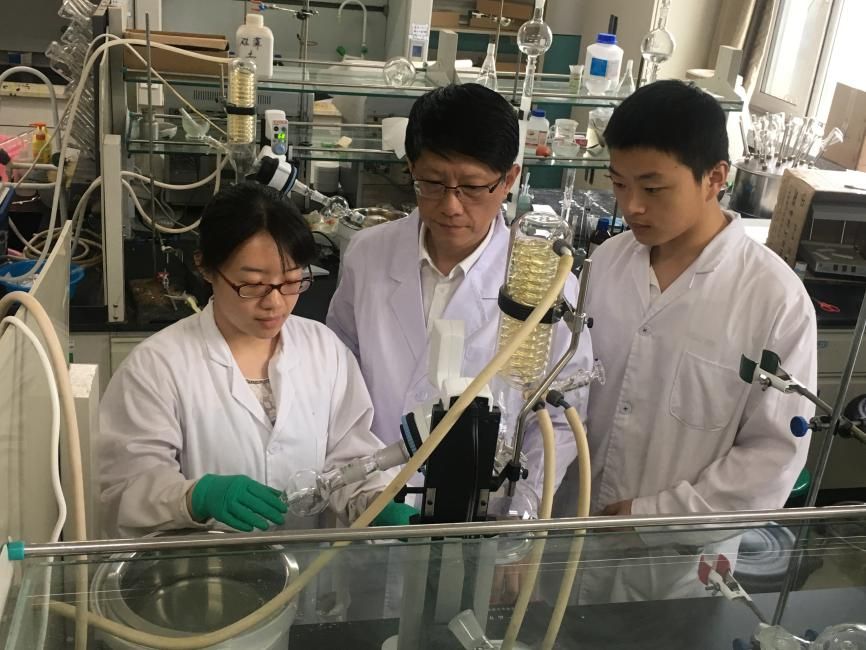 32f400e05b99b3f395892bd8f4f0653